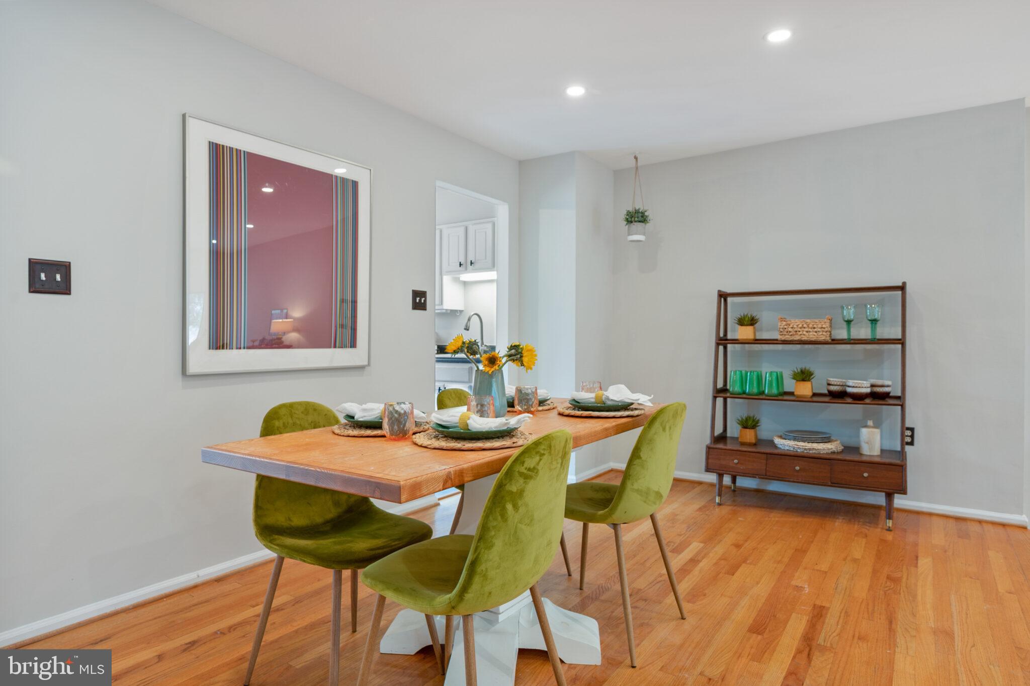 HUNTINGTON AT MT VERNON - Residential