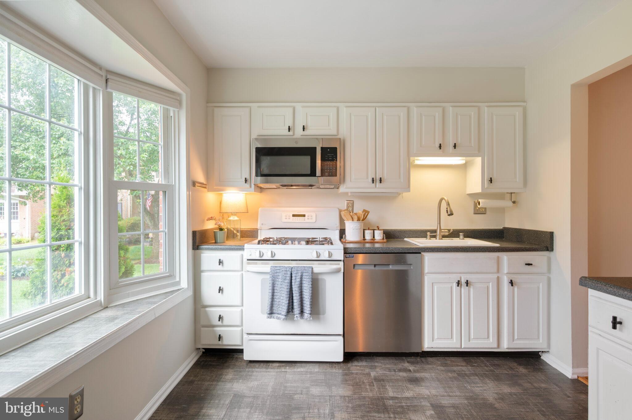 HUNTINGTON AT MT VERNON - Residential