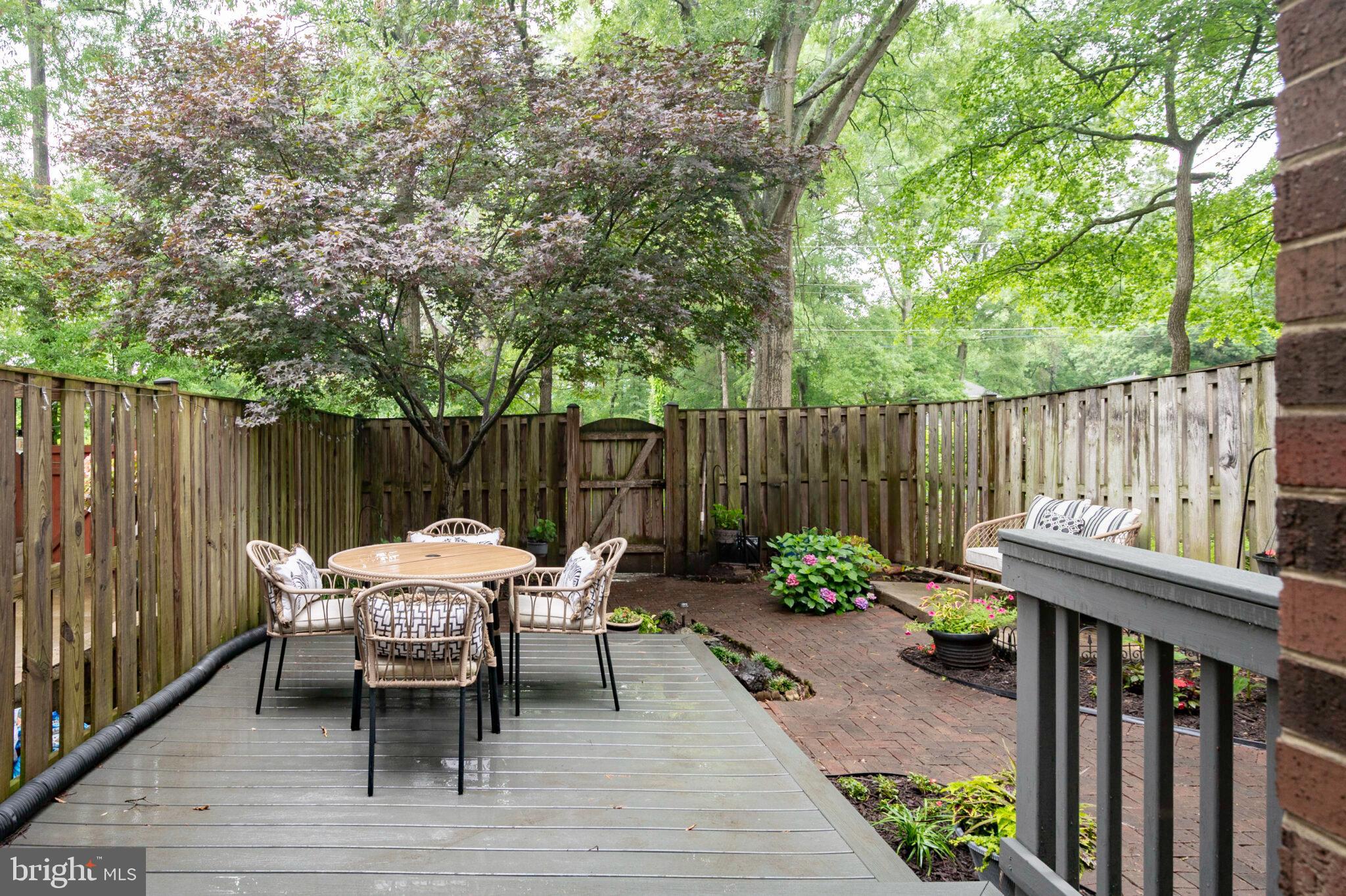 HUNTINGTON AT MT VERNON - Residential