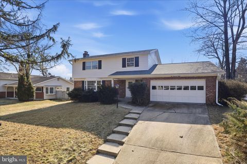 2008 FRIENDSHIP LANE FALLS CHURCH VA 22043