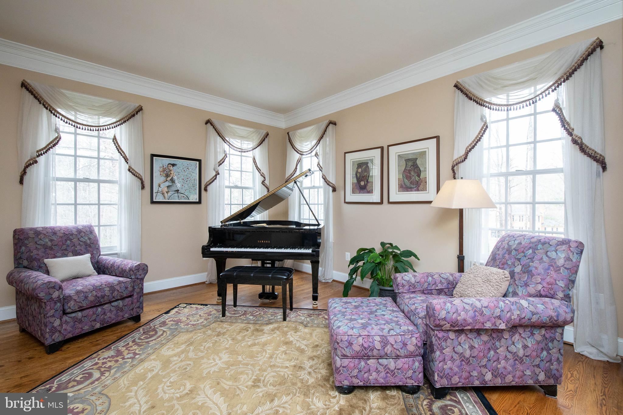 ENGLISH HILLS - Residential