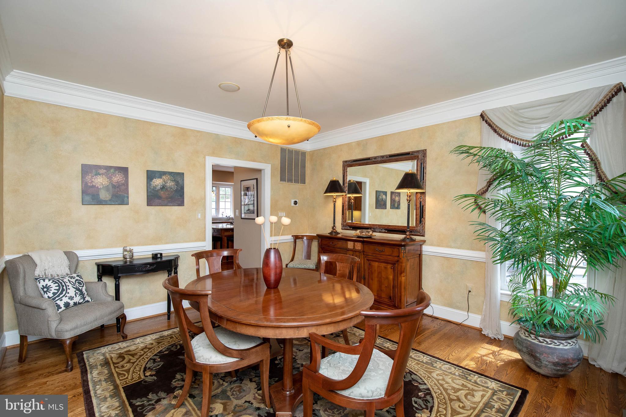 ENGLISH HILLS - Residential