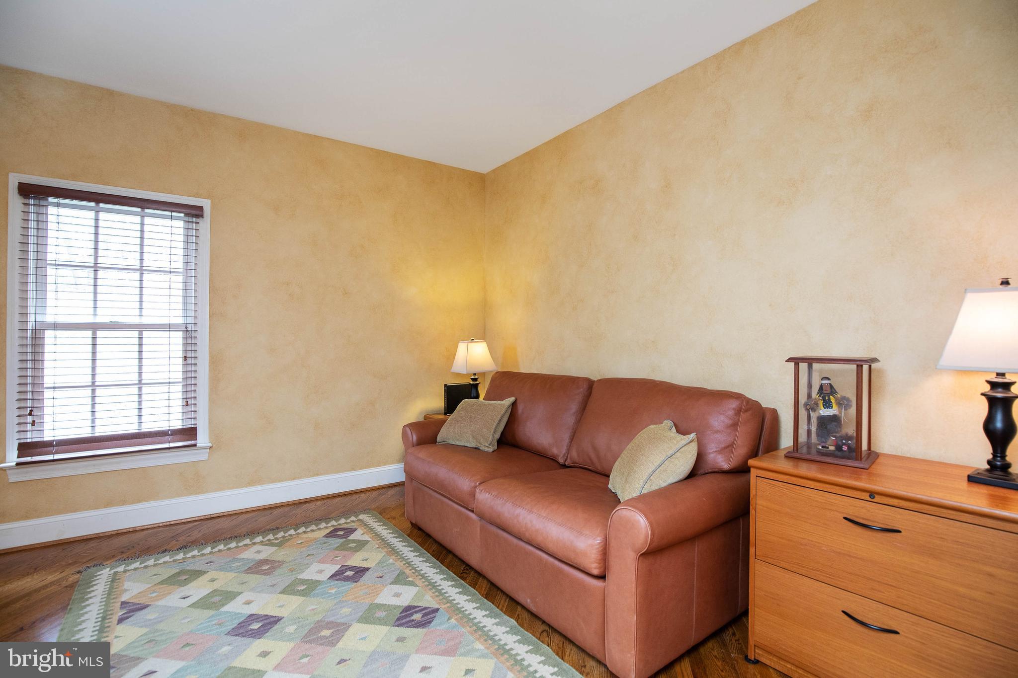 ENGLISH HILLS - Residential