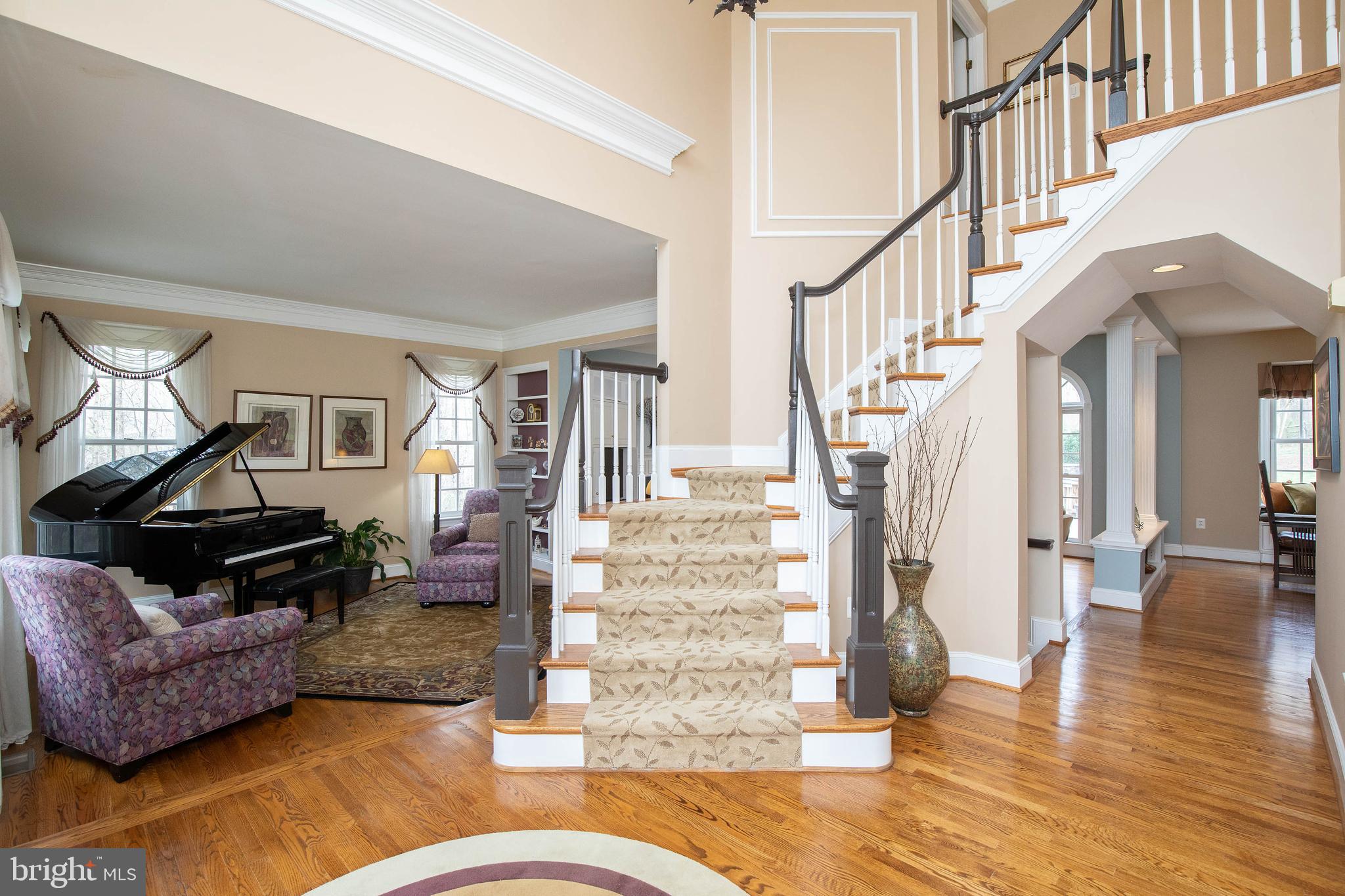 ENGLISH HILLS - Residential