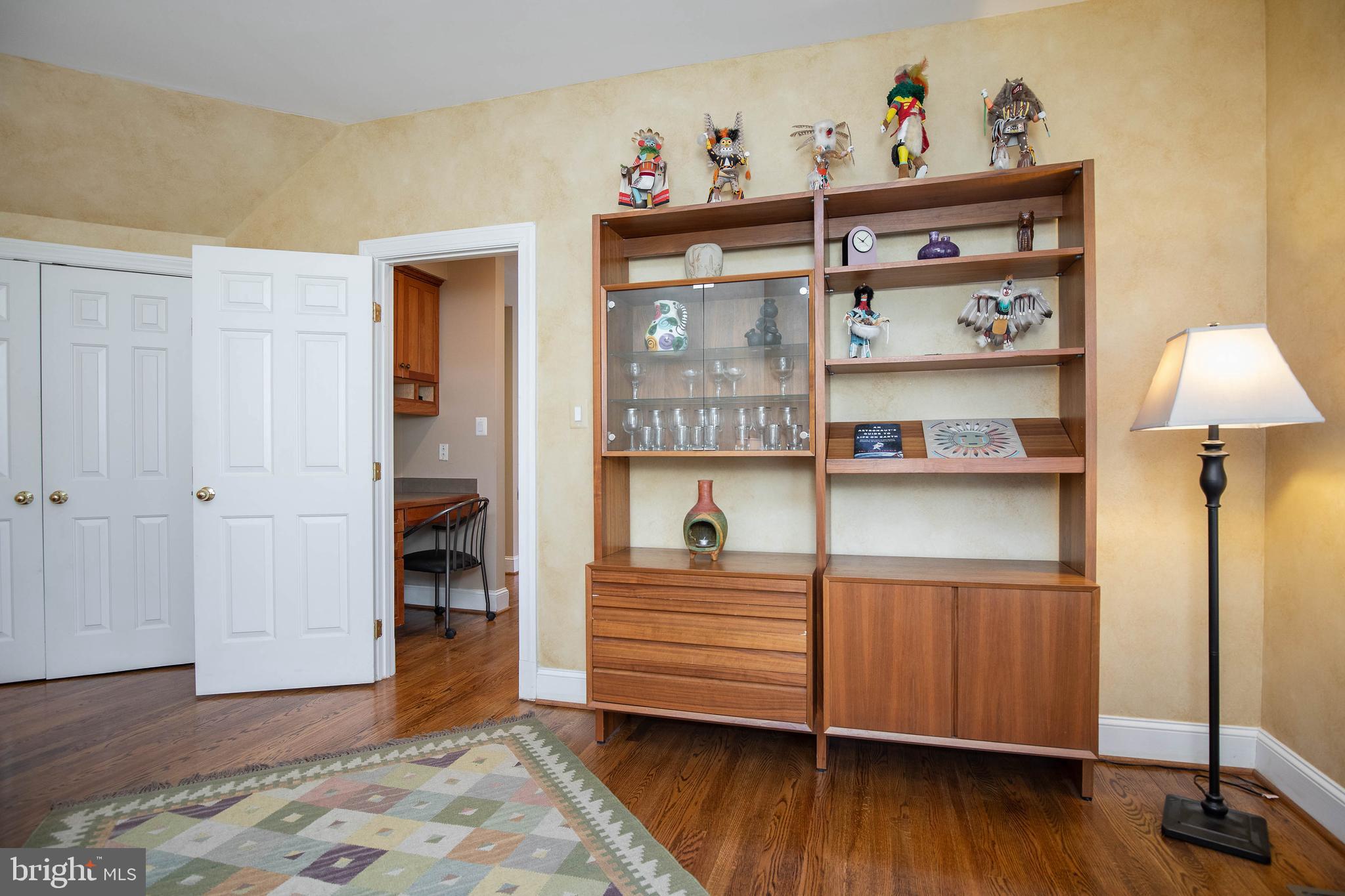 ENGLISH HILLS - Residential