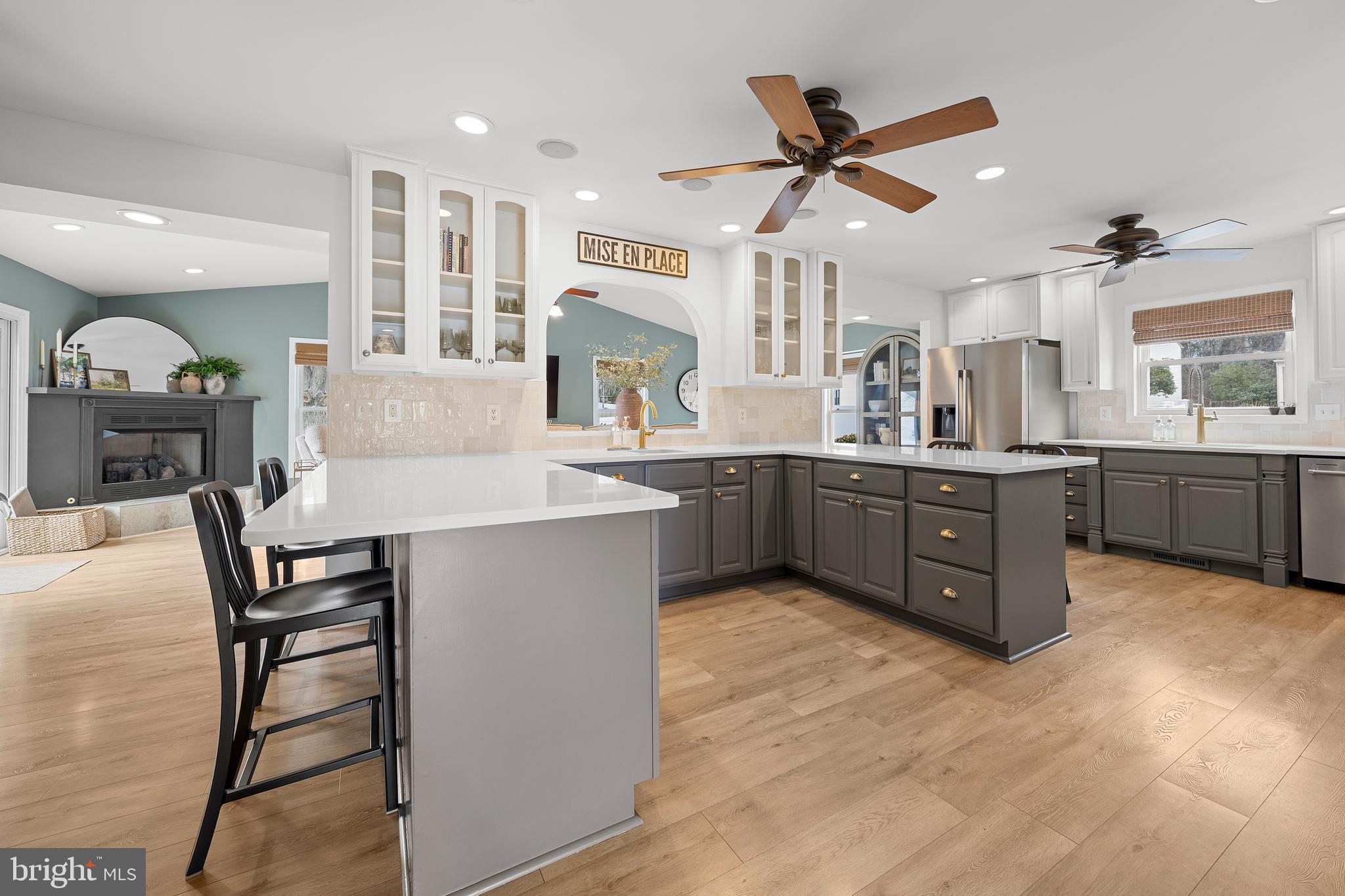 CHESTNUT TURN - Residential