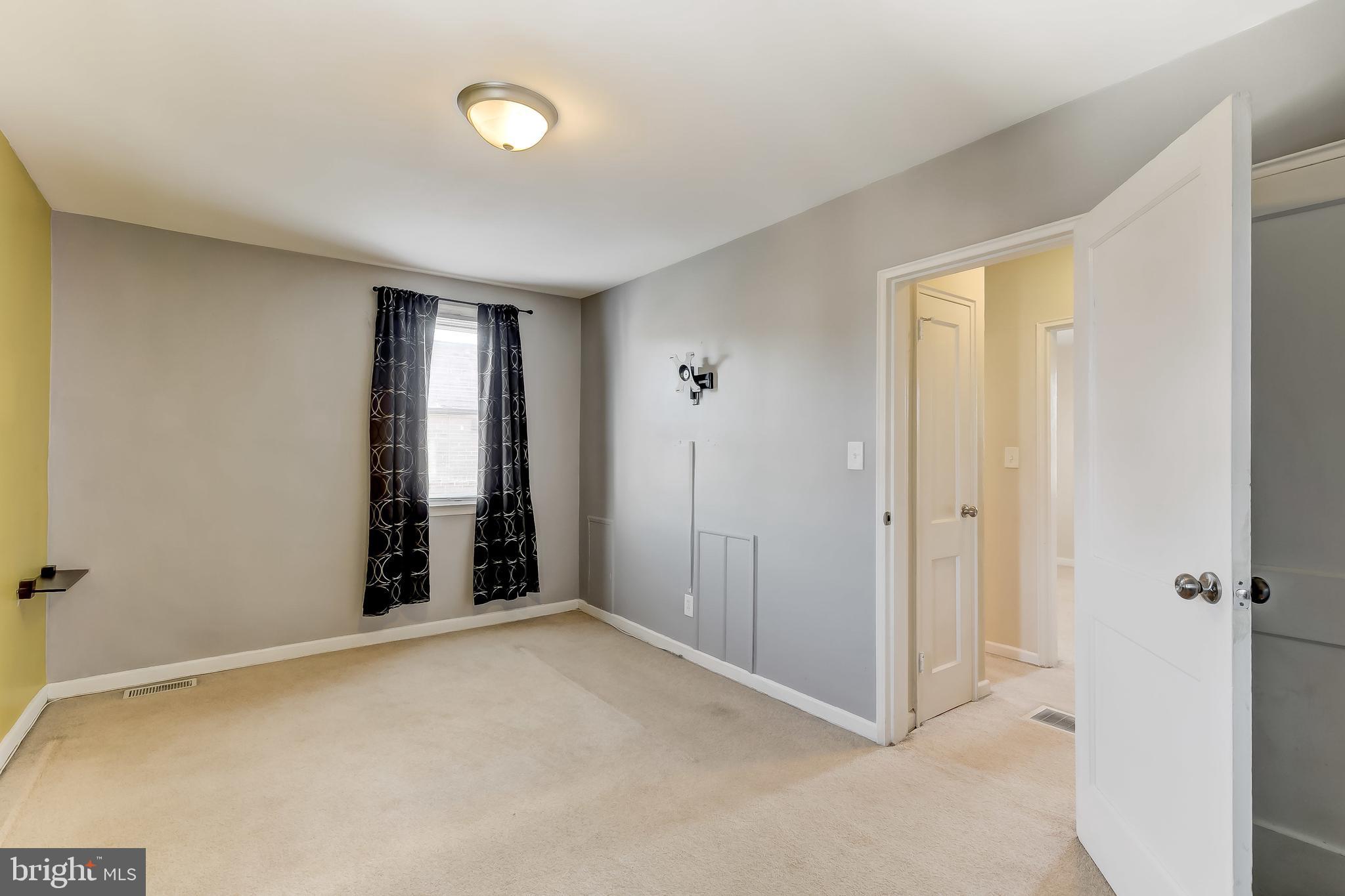 BALLARD GARDENS - Residential