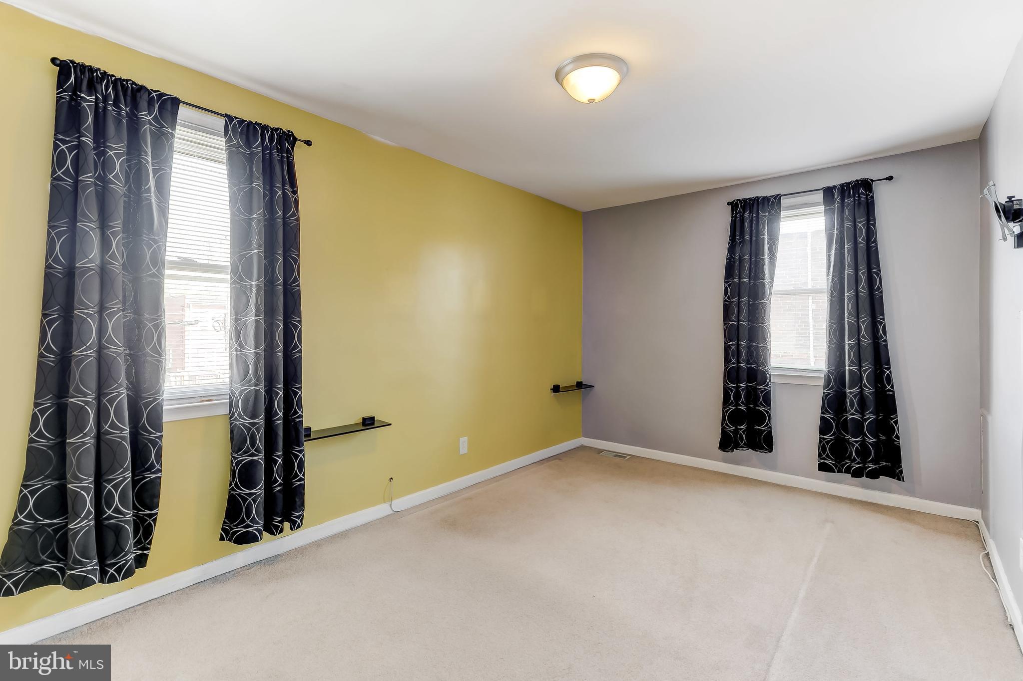 BALLARD GARDENS - Residential