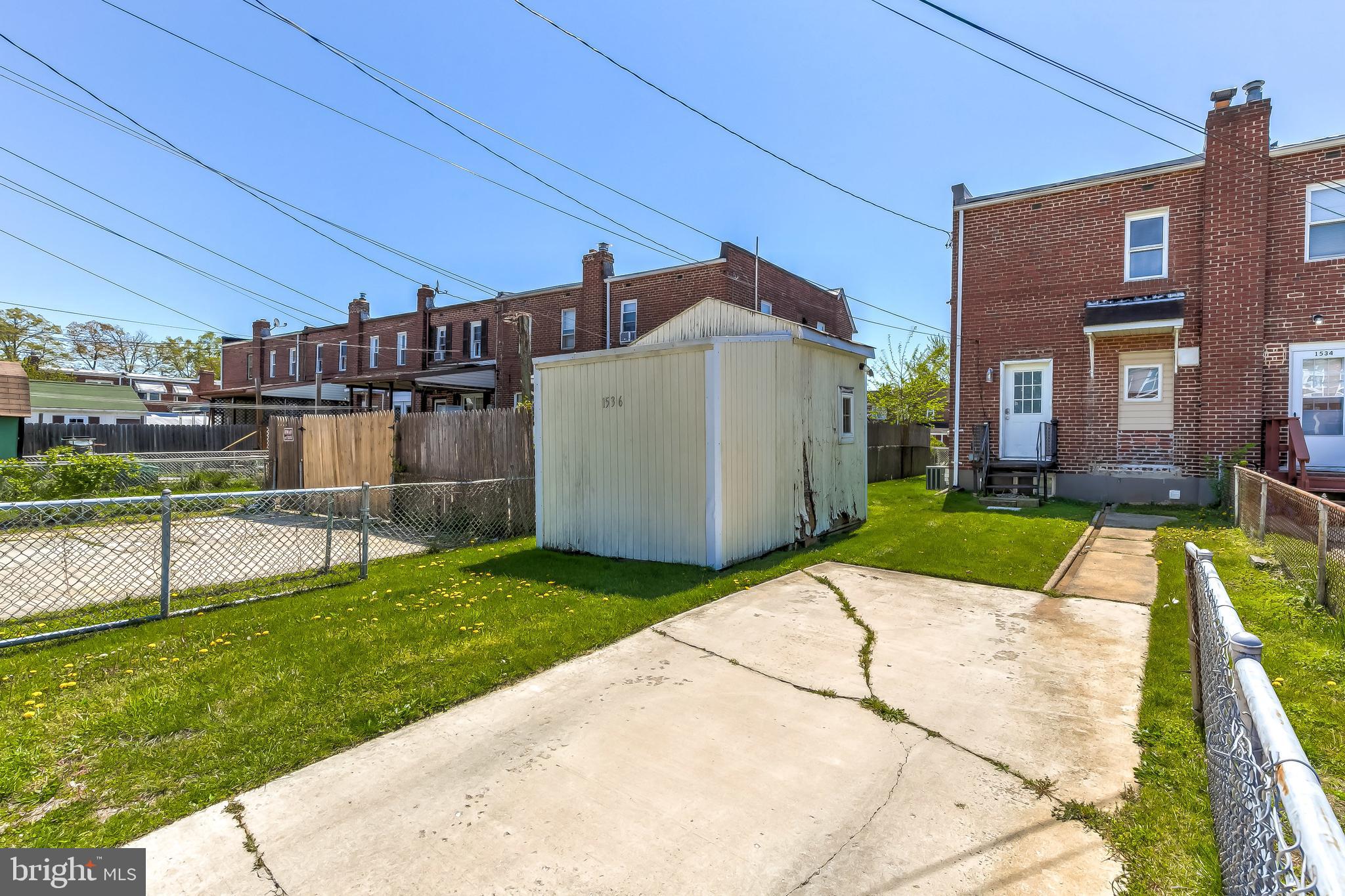 BALLARD GARDENS - Residential