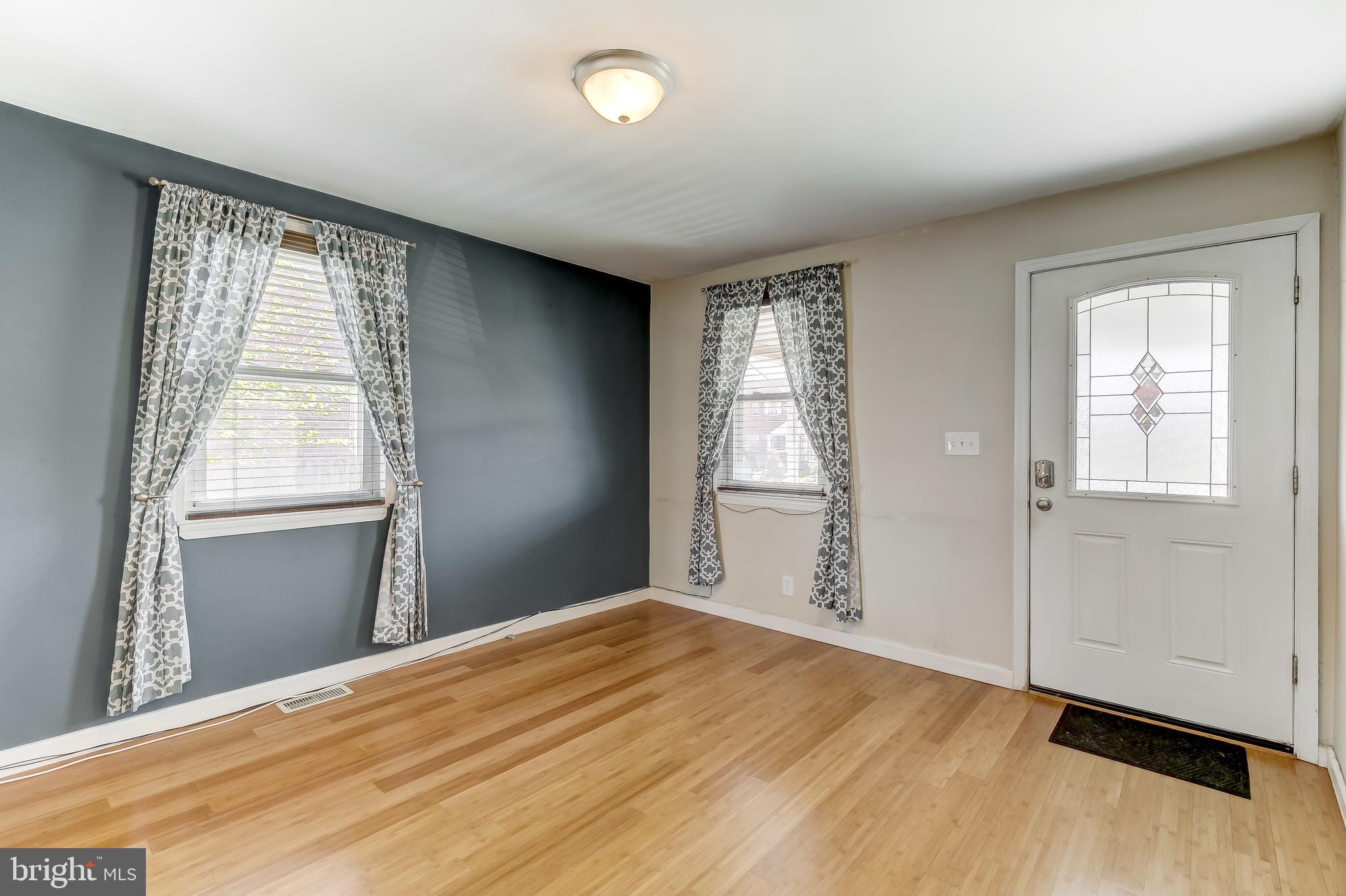 BALLARD GARDENS - Residential