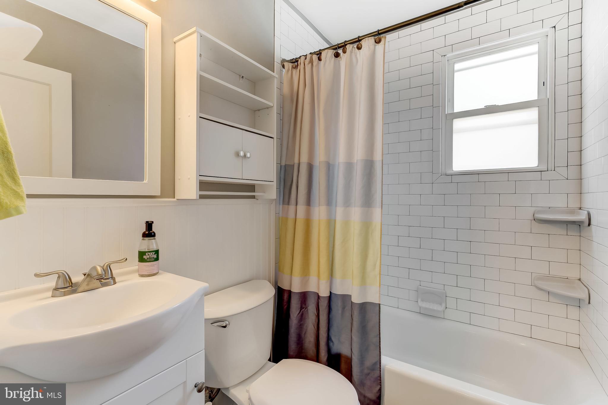 BALLARD GARDENS - Residential