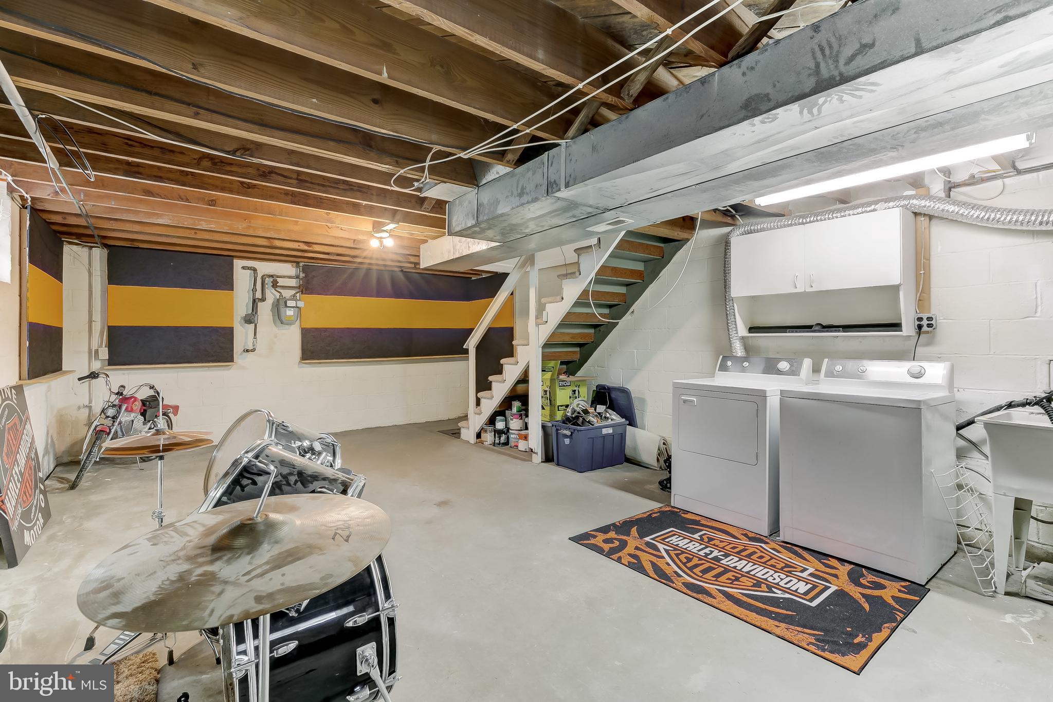 BALLARD GARDENS - Residential