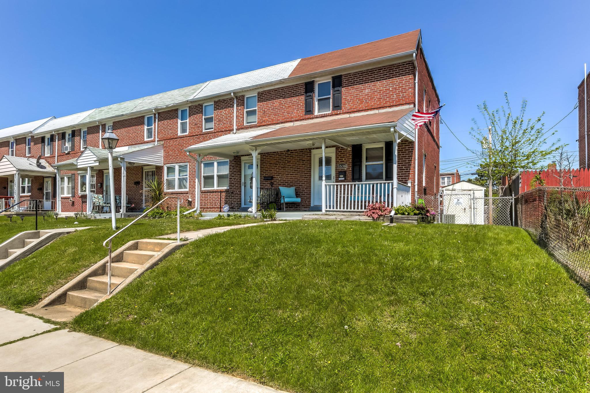 BALLARD GARDENS - Residential