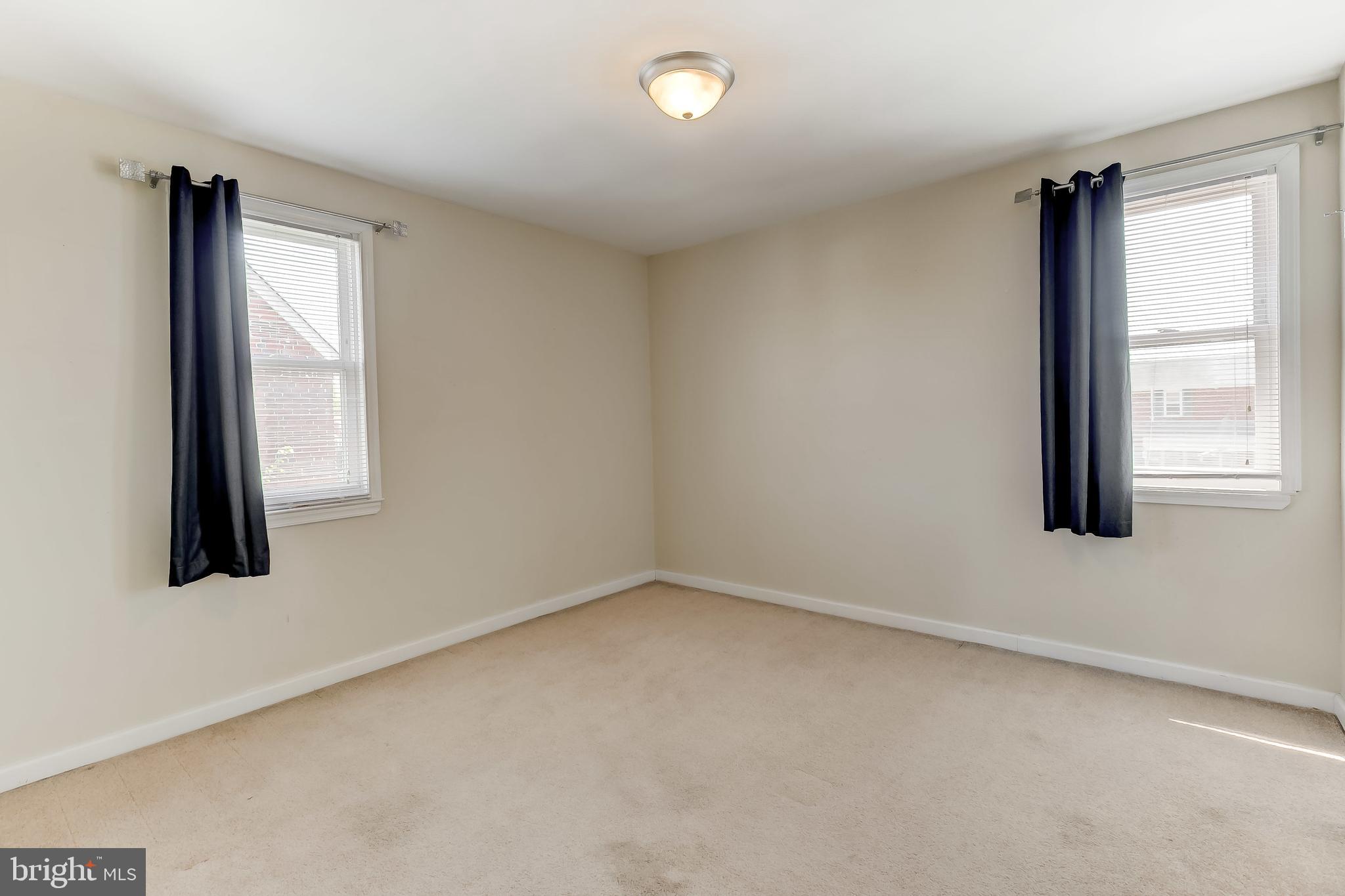 BALLARD GARDENS - Residential