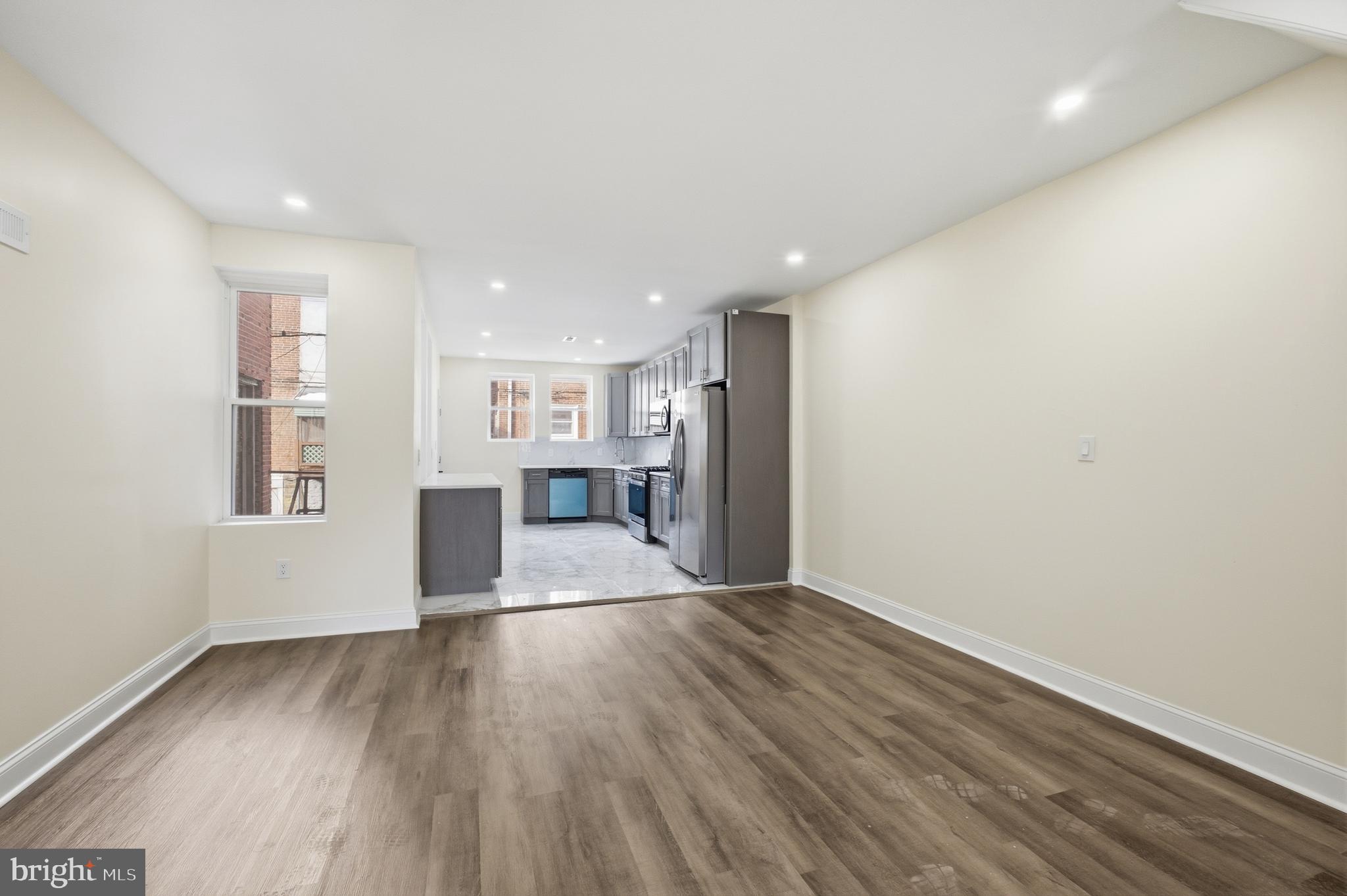 PHILADELPHIA - Residential