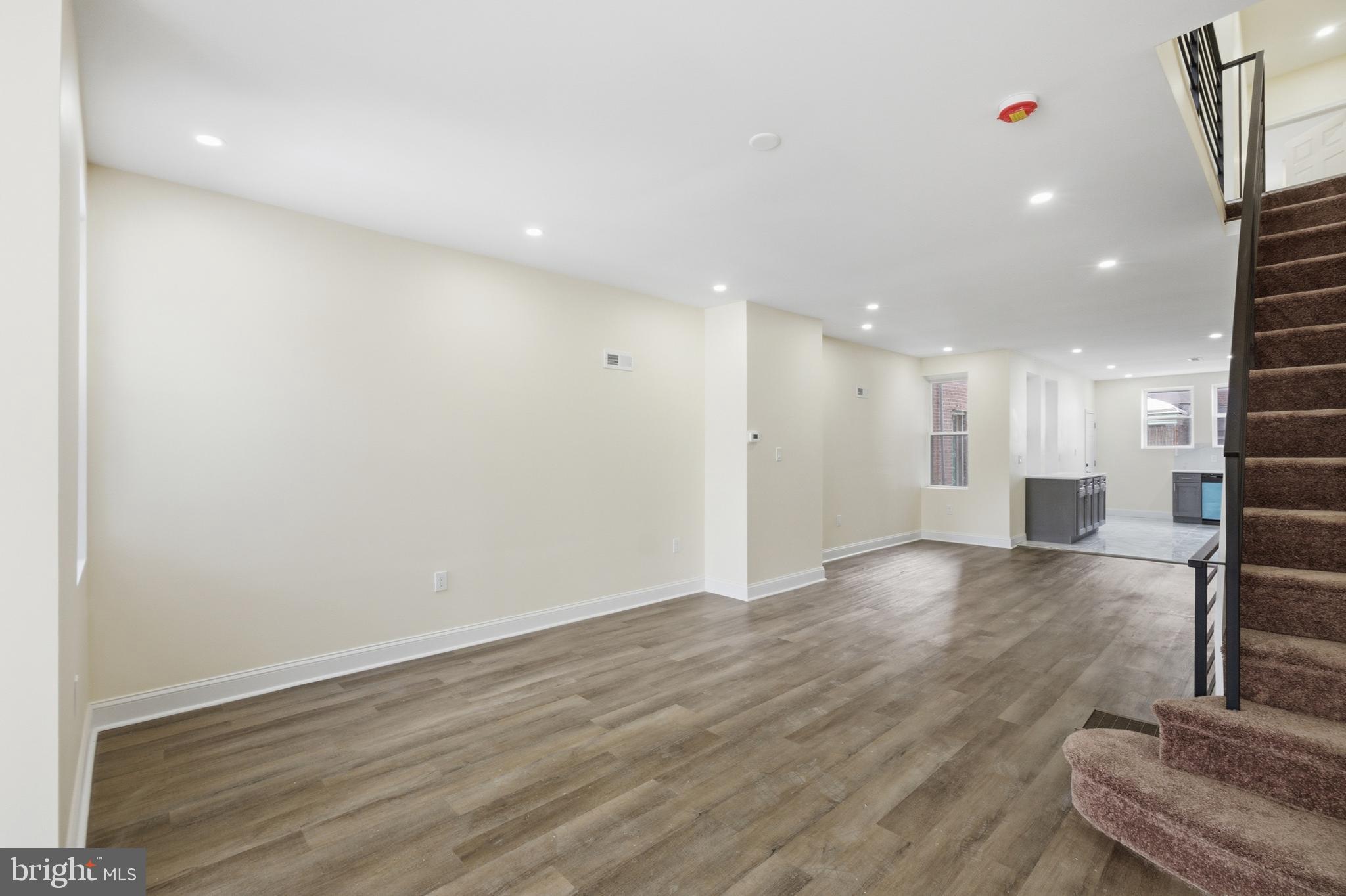 PHILADELPHIA - Residential