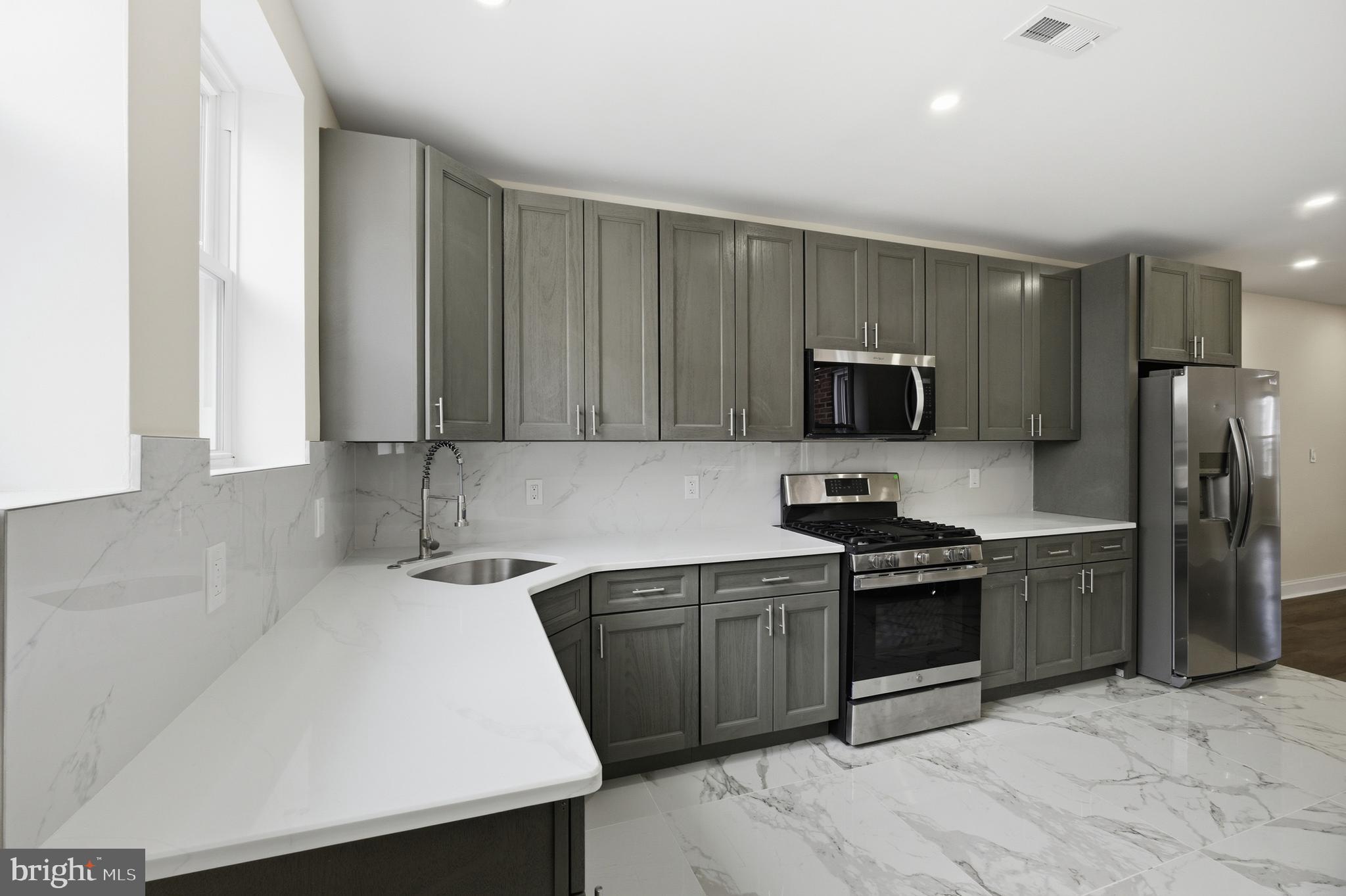 PHILADELPHIA - Residential