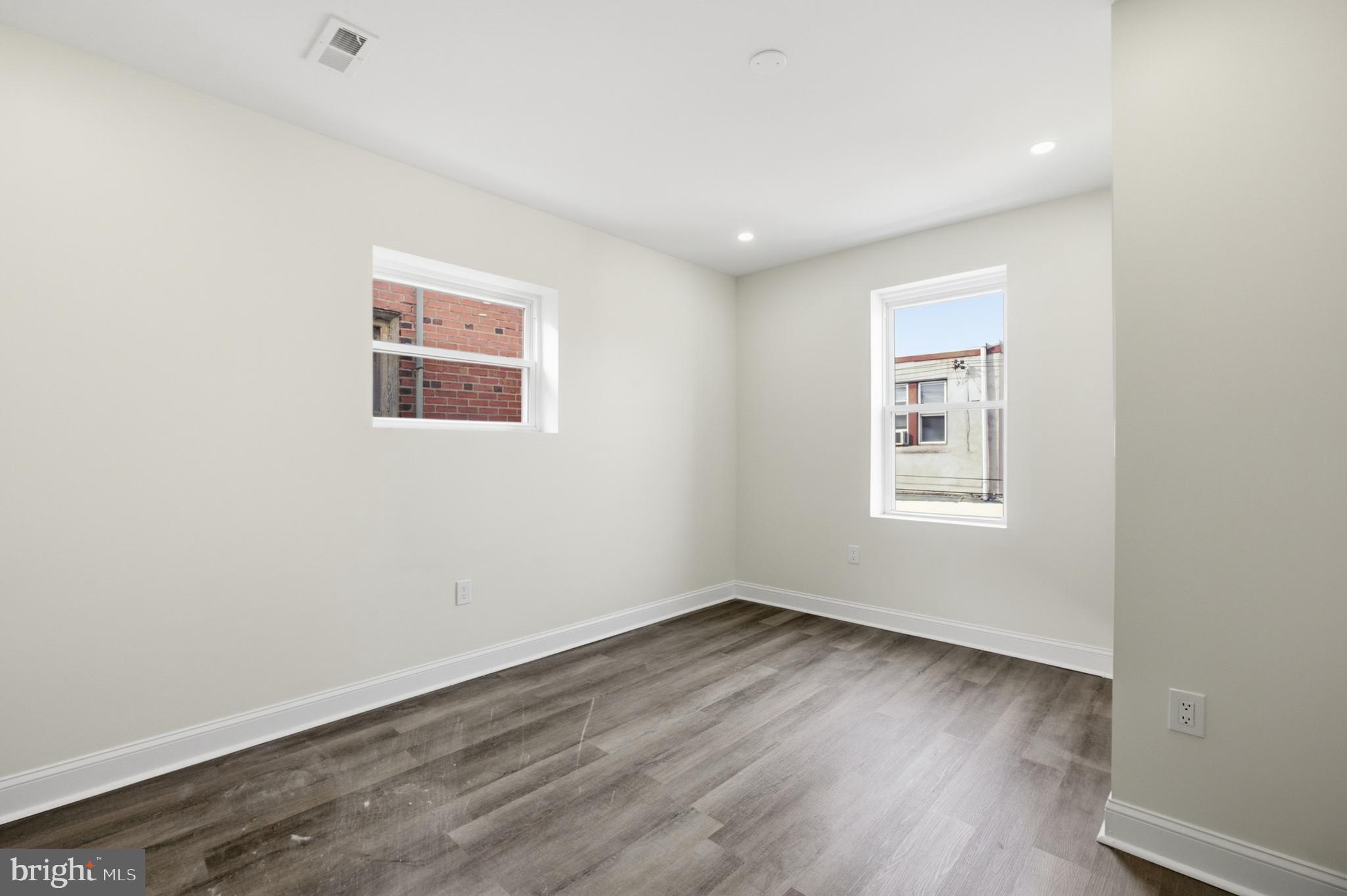 PHILADELPHIA - Residential