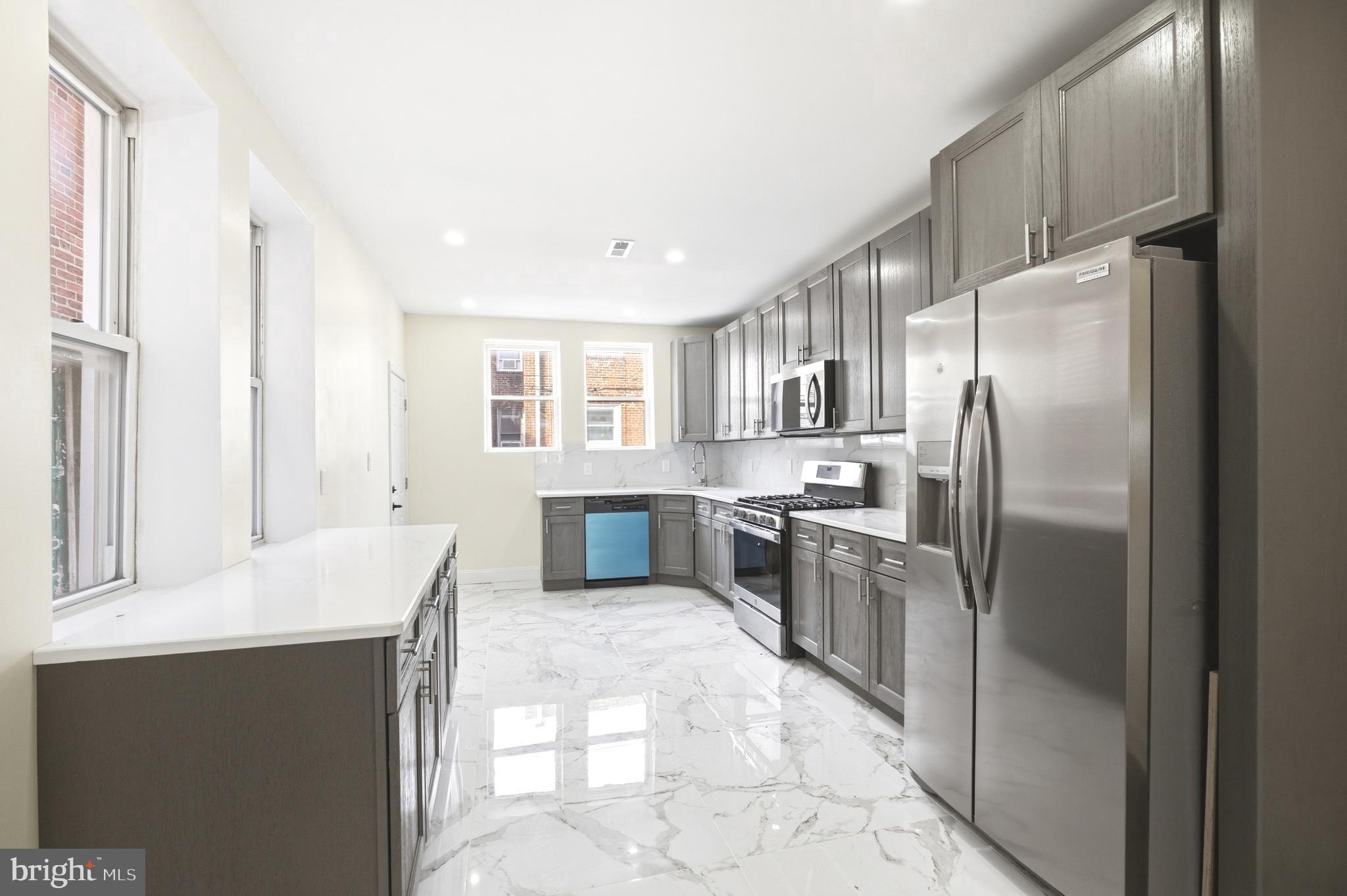 PHILADELPHIA - Residential