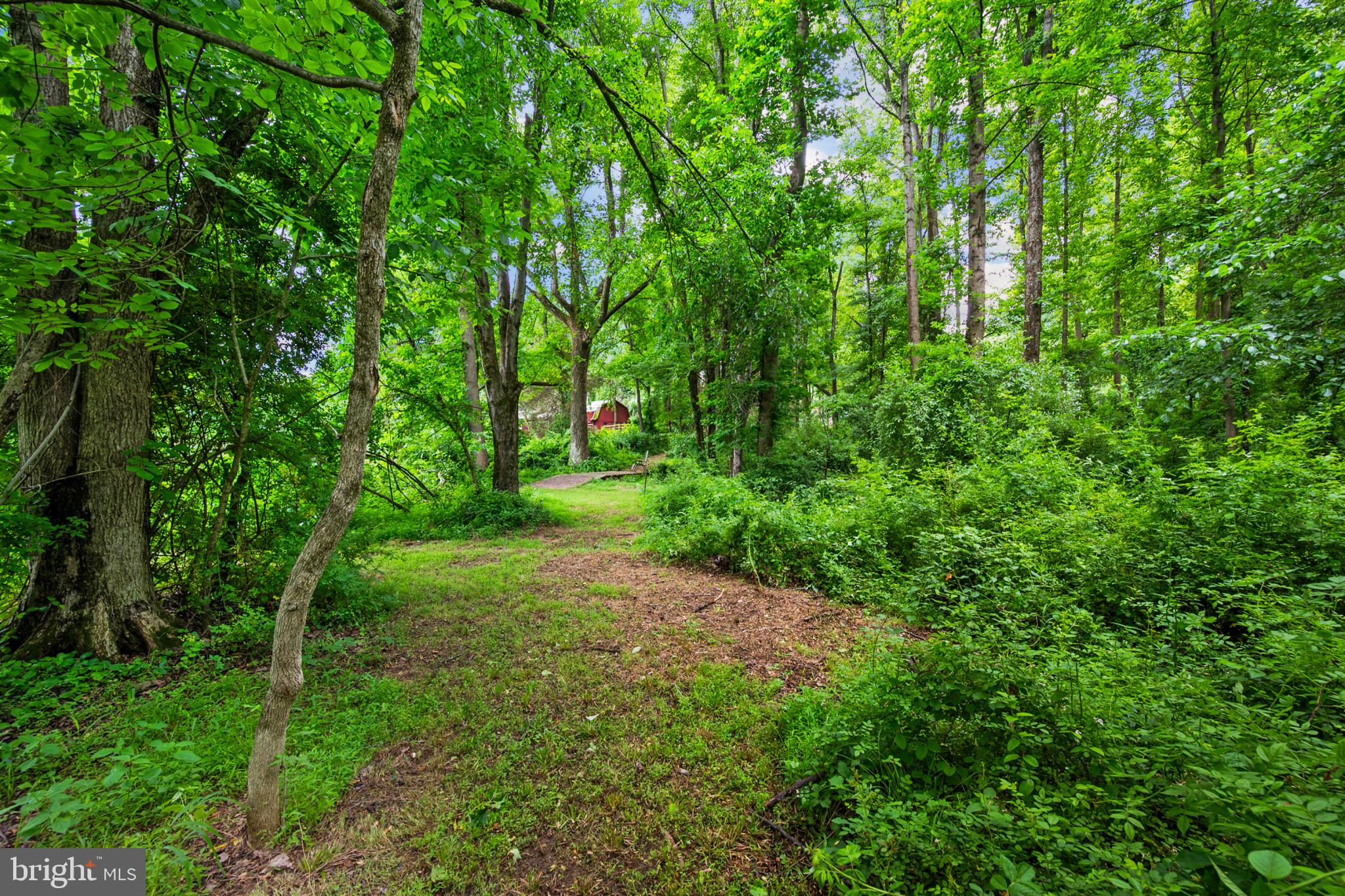 LAUREL GLEN - Residential