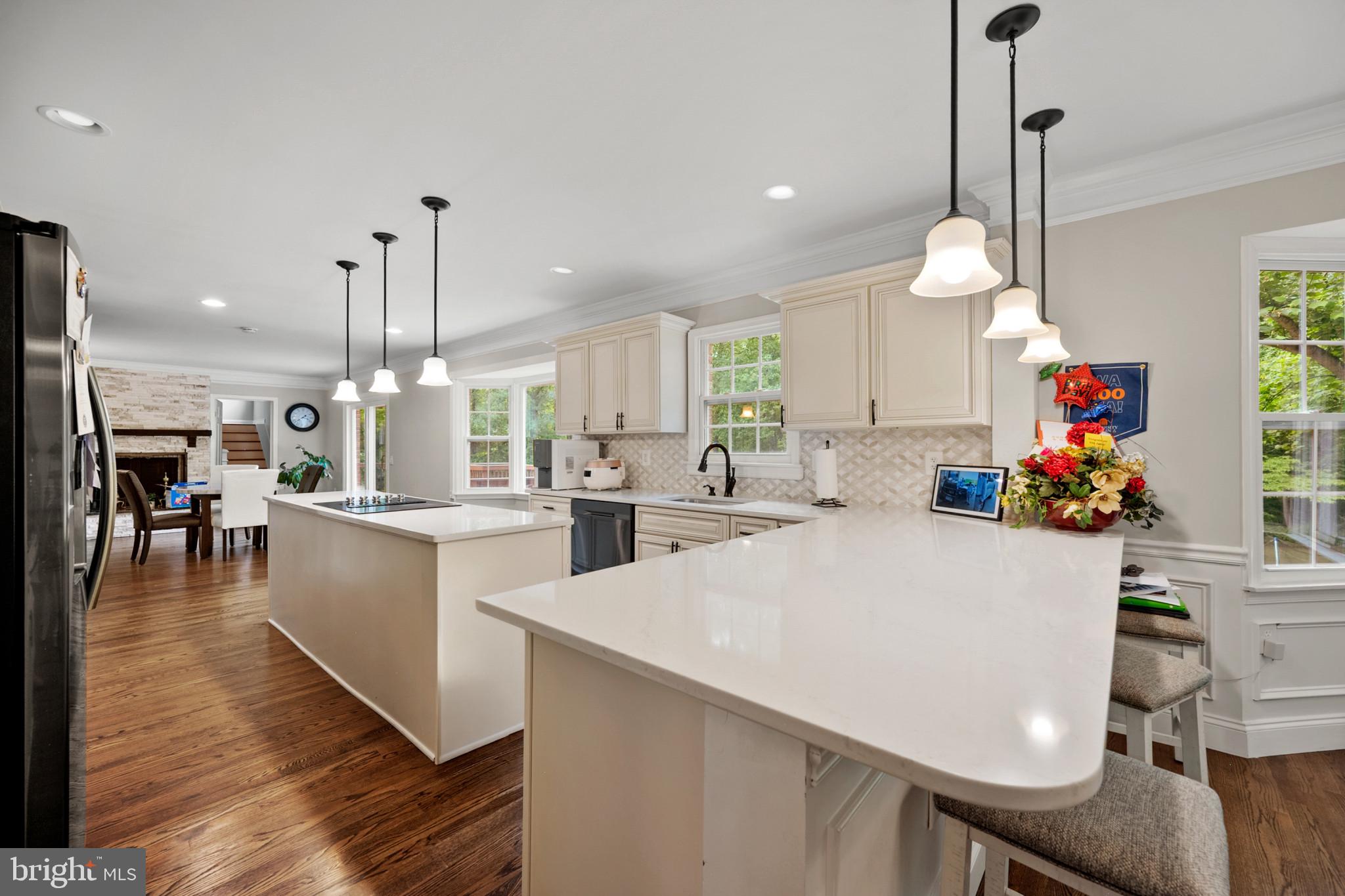 LAUREL GLEN - Residential
