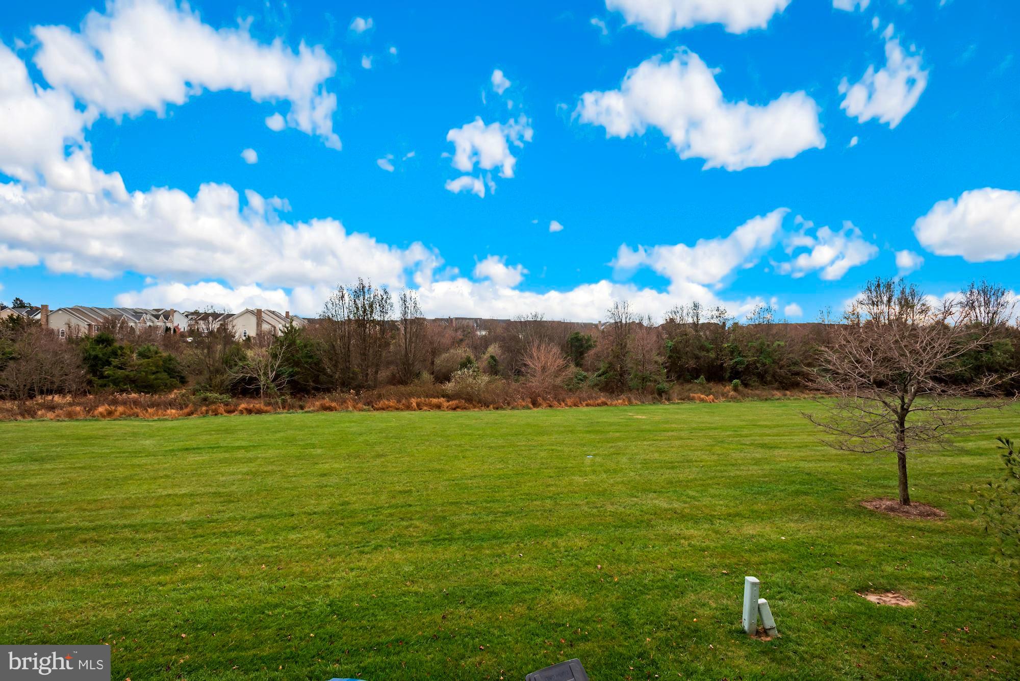 POTOMAC CROSSING - Residential