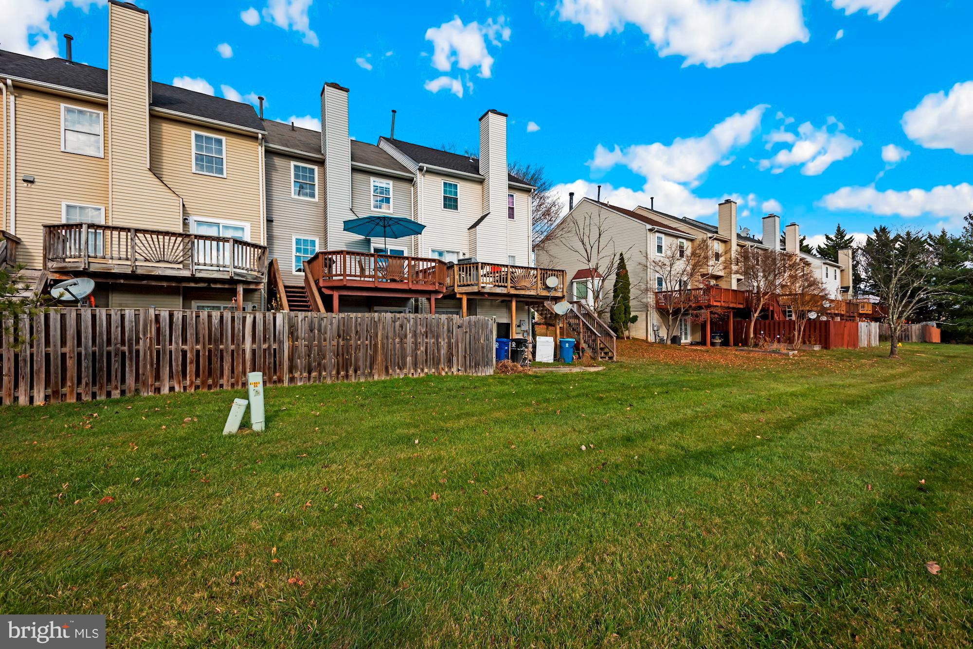 POTOMAC CROSSING - Residential