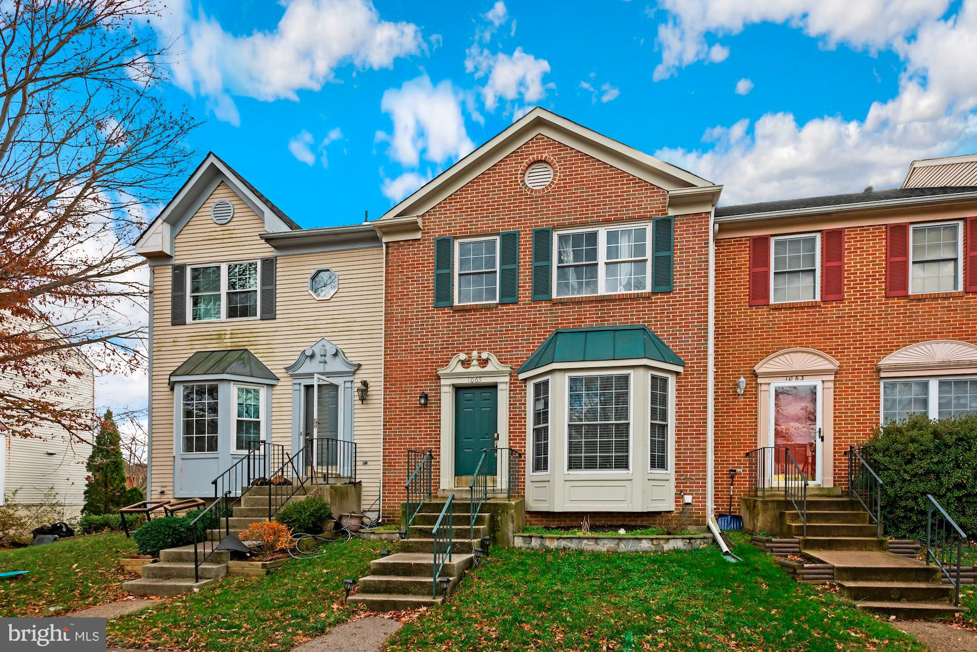 POTOMAC CROSSING - Residential