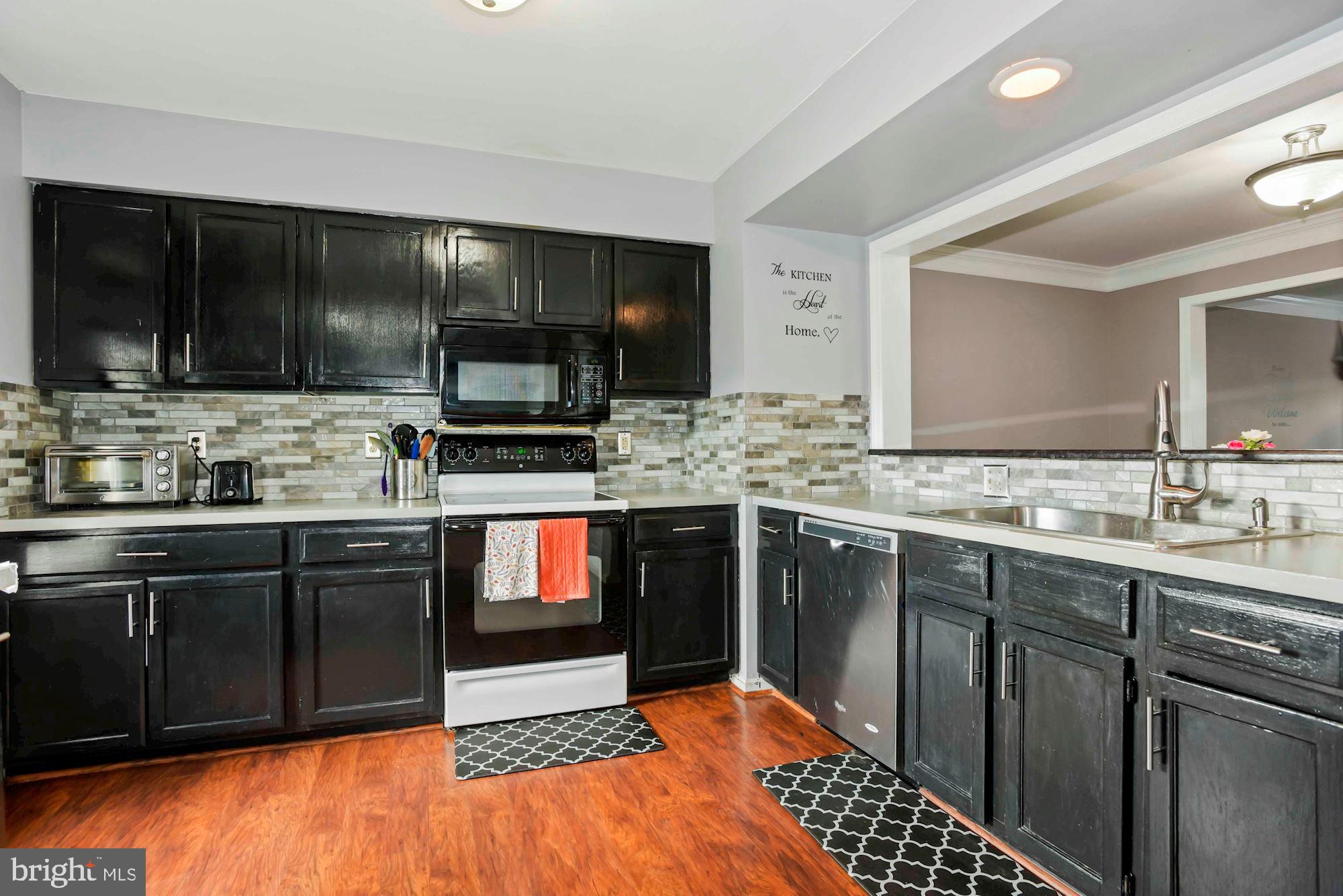 POTOMAC CROSSING - Residential