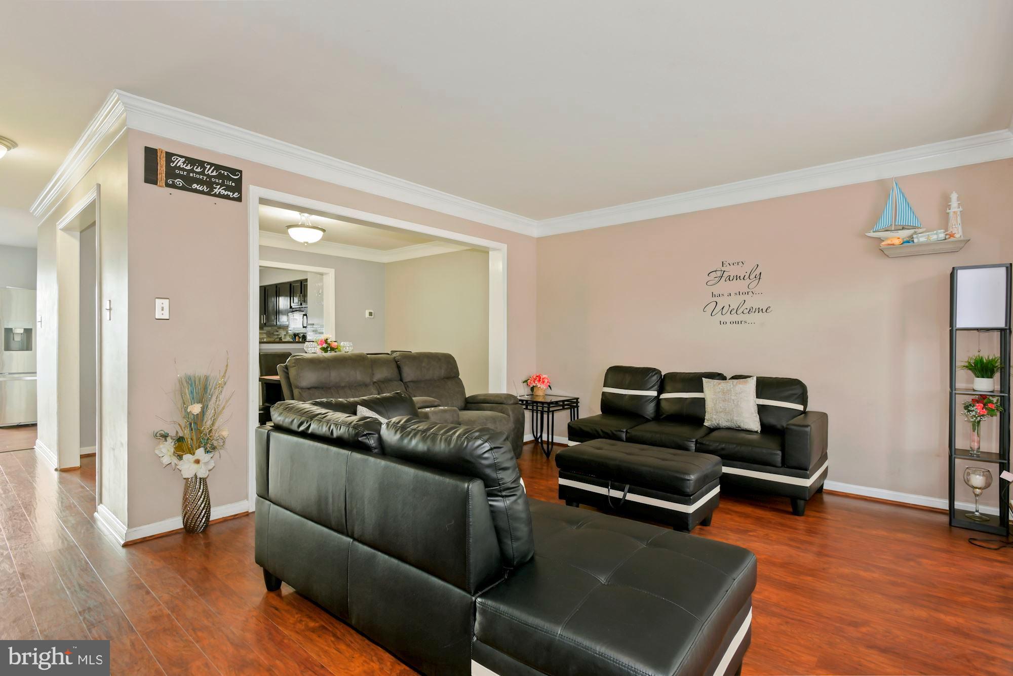 POTOMAC CROSSING - Residential