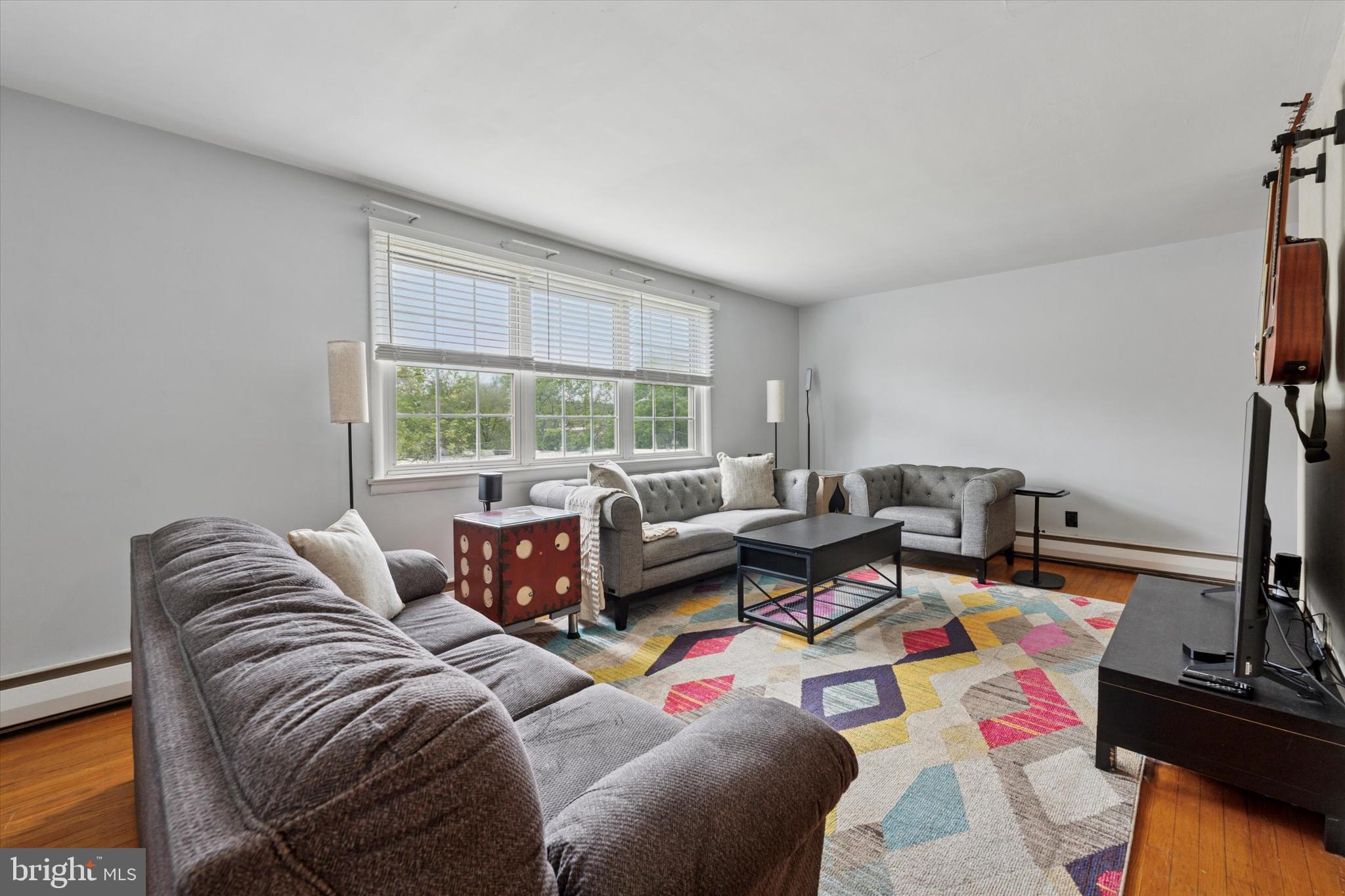 NORRISTOWN - Residential
