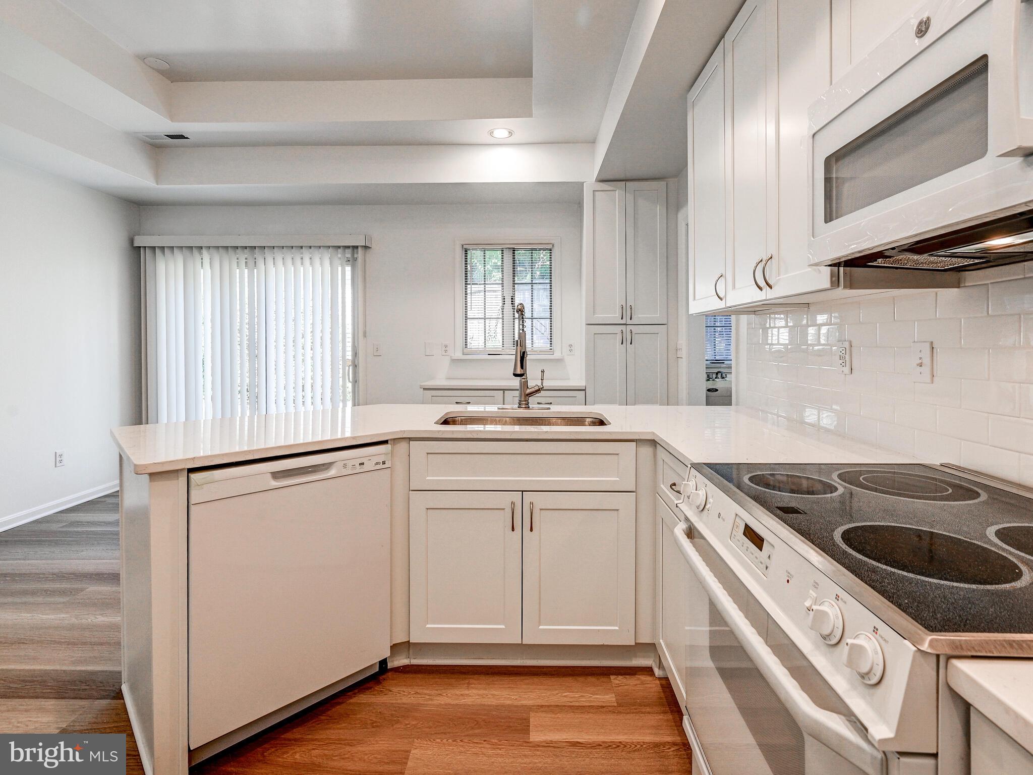 HOPKINS - Residential