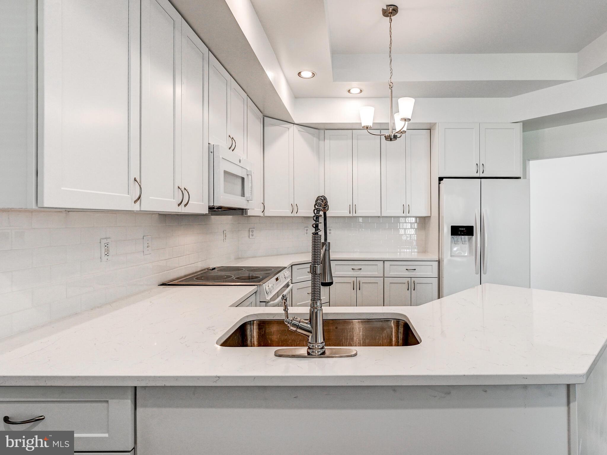 HOPKINS - Residential