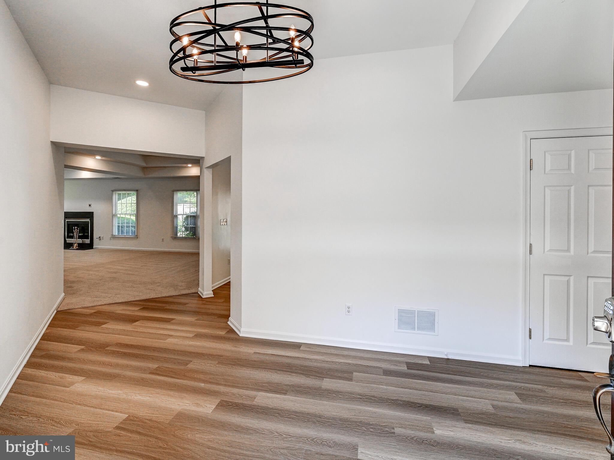 HOPKINS - Residential