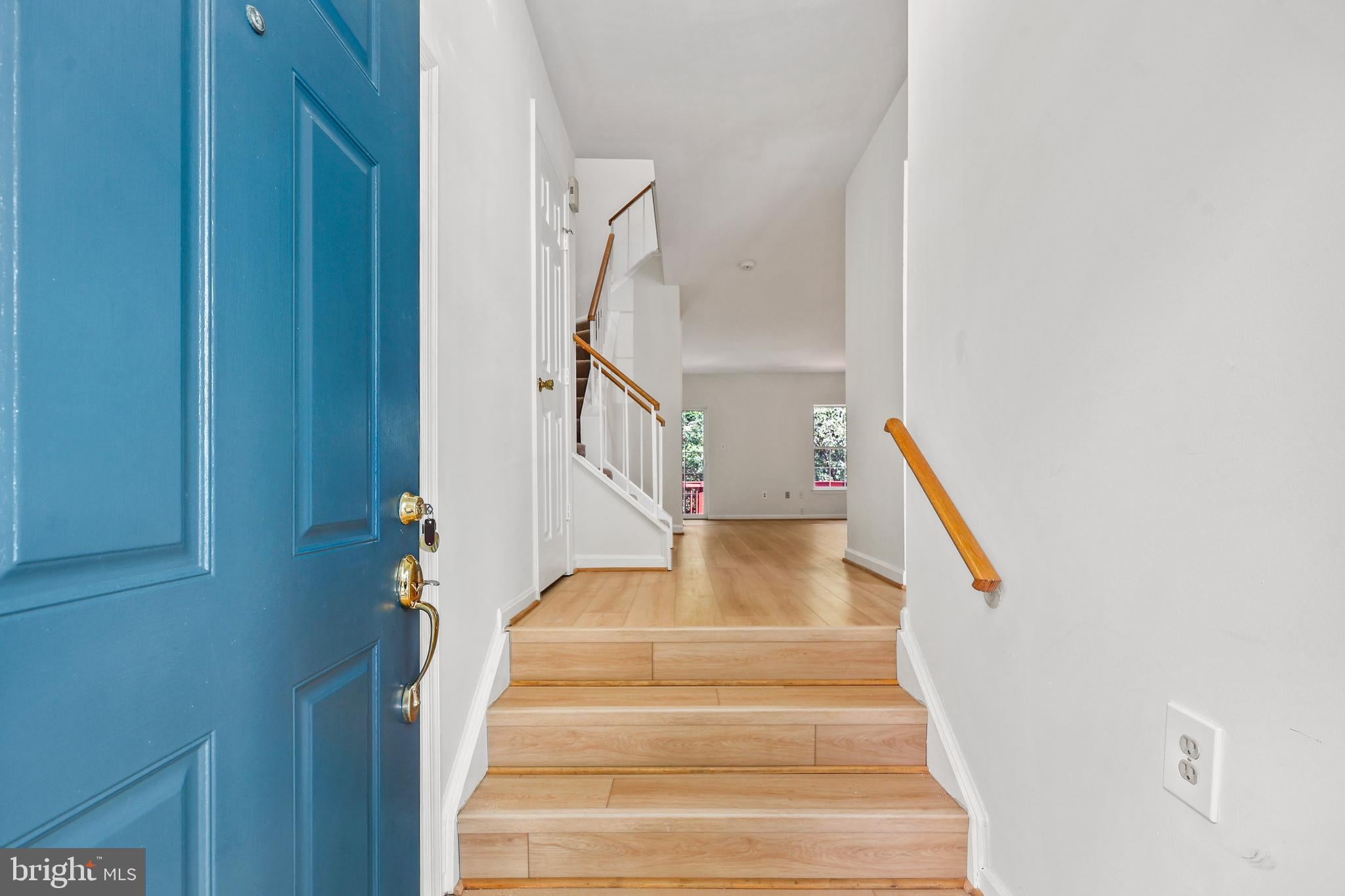 5166 HAVERING WAY