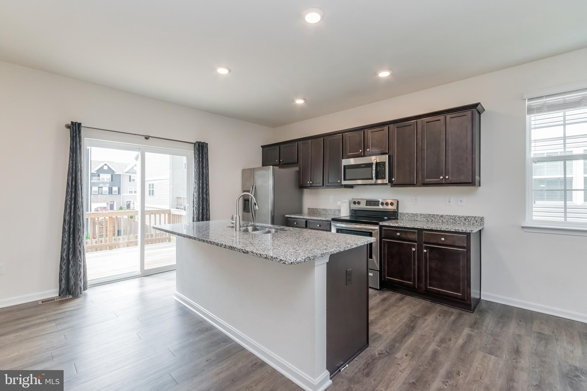 BERKELEY RIDGE - Residential