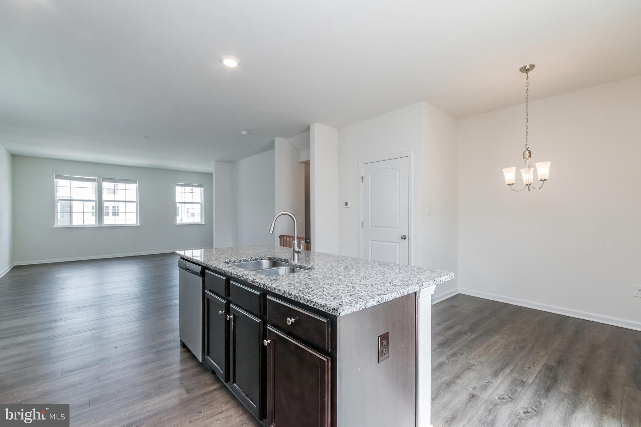 BERKELEY RIDGE - Residential