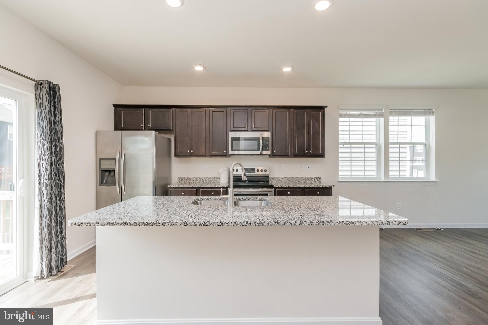 BERKELEY RIDGE - Residential