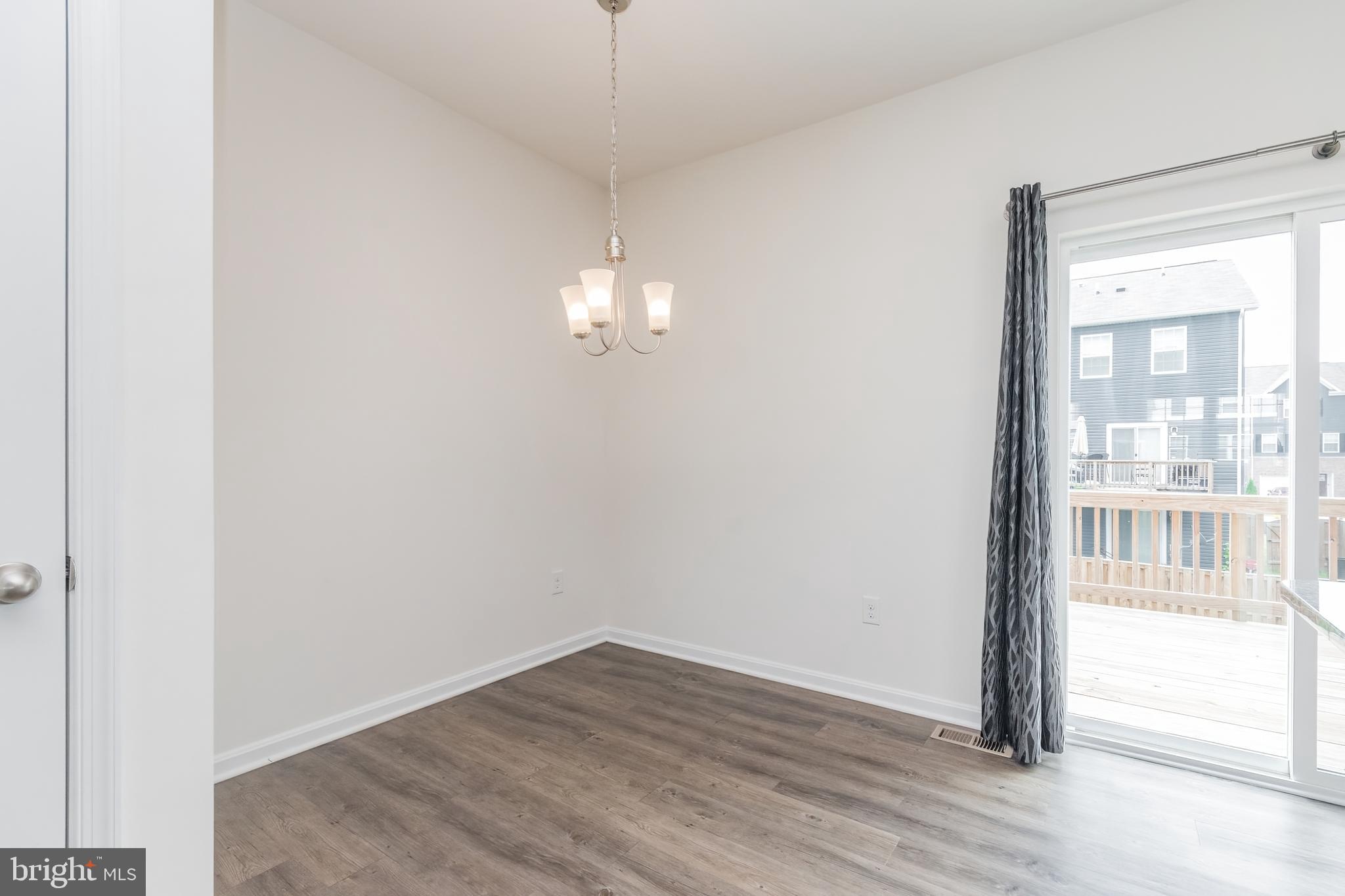 BERKELEY RIDGE - Residential