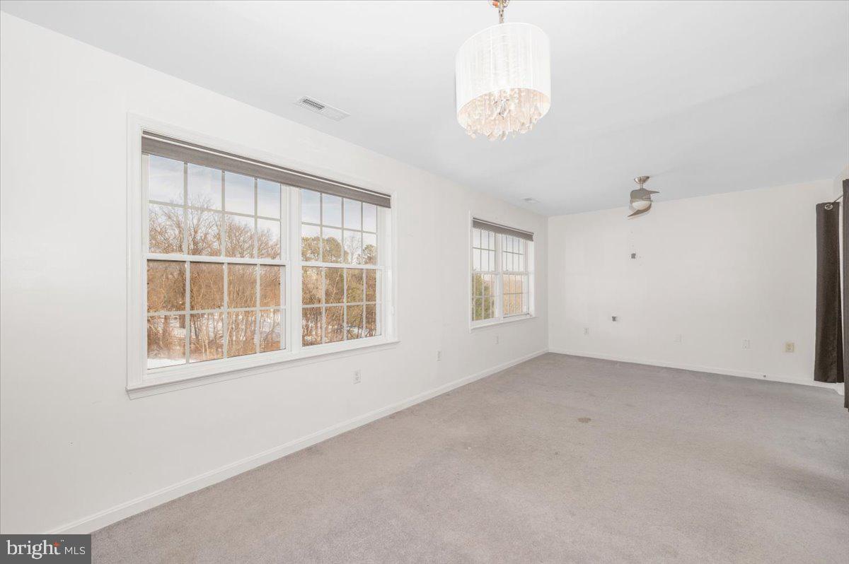 HANFORD ESTATES - Residential