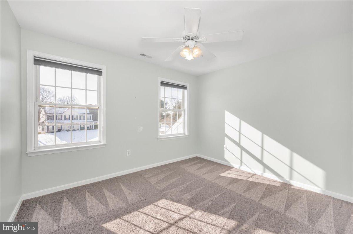 HANFORD ESTATES - Residential