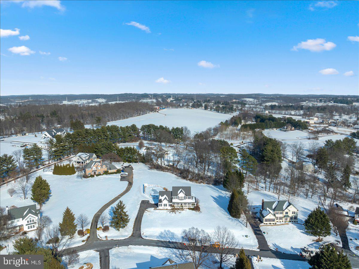 HANFORD ESTATES - Residential