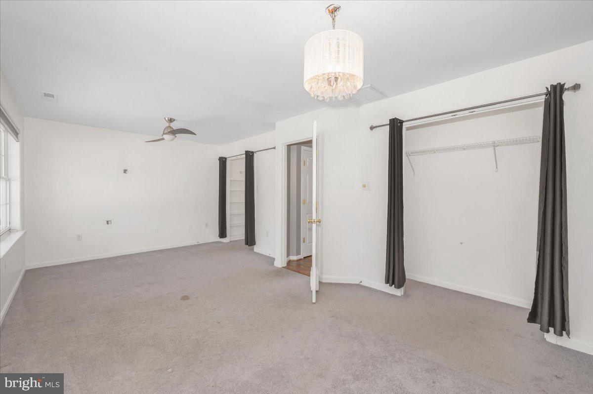 HANFORD ESTATES - Residential