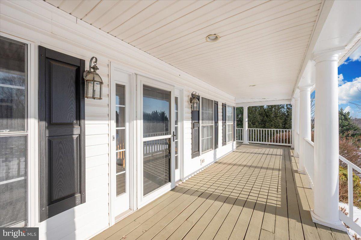 HANFORD ESTATES - Residential