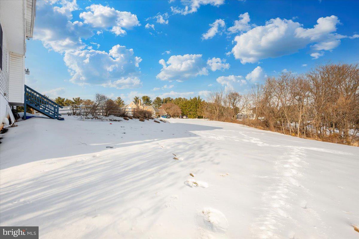 HANFORD ESTATES - Residential