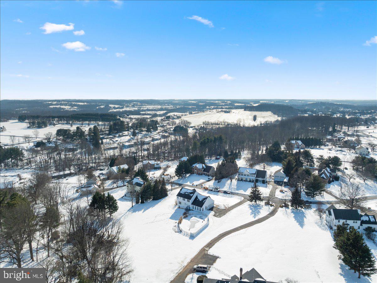 HANFORD ESTATES - Residential