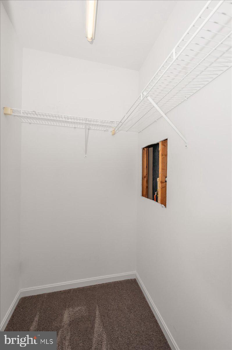 HANFORD ESTATES - Residential