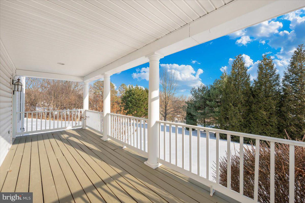 HANFORD ESTATES - Residential