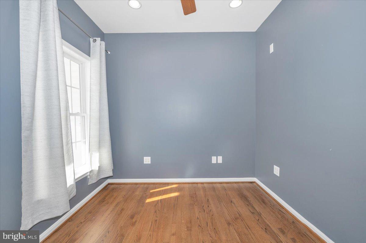 HANFORD ESTATES - Residential