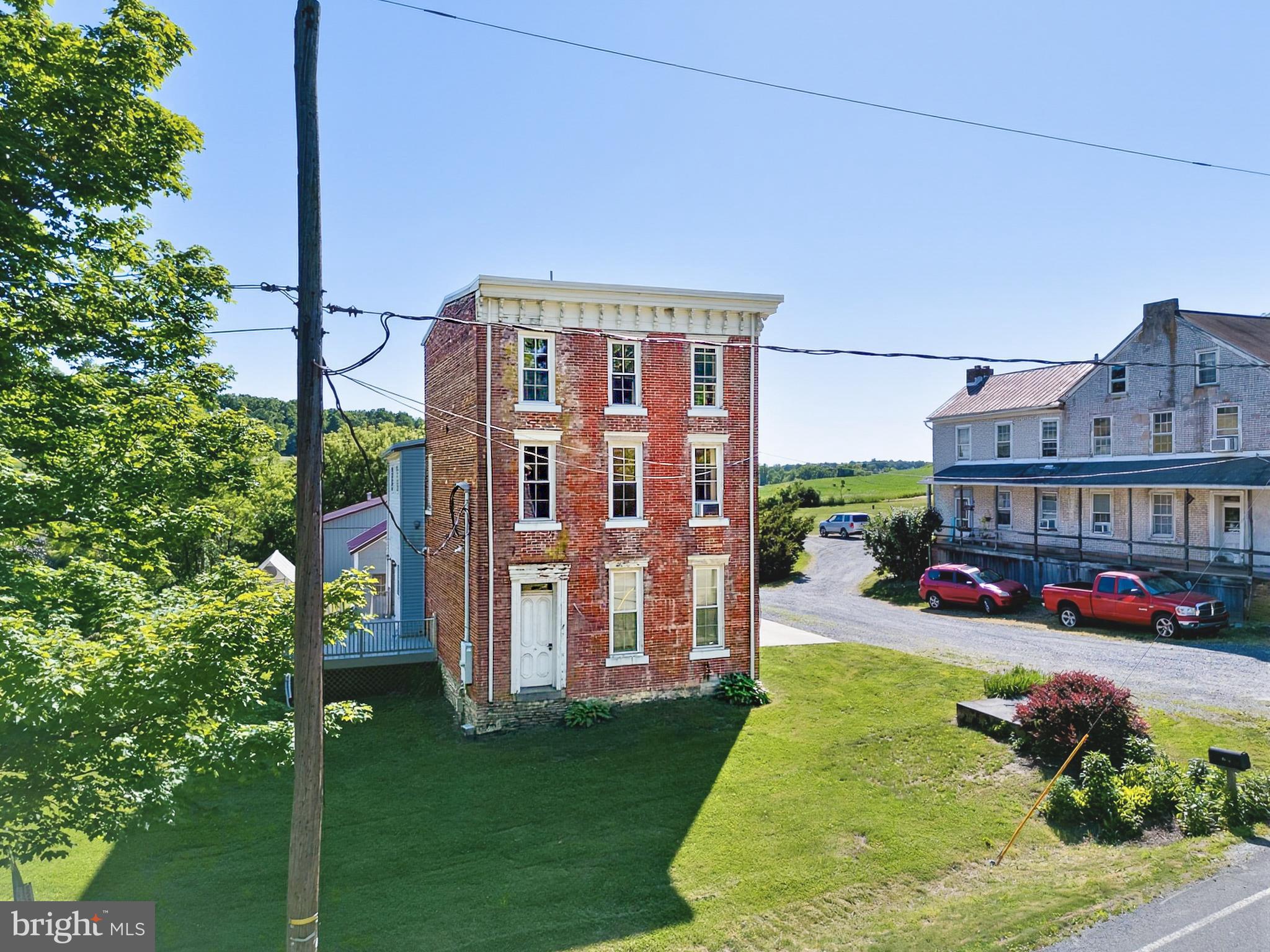 1306 LONG LANE ROAD